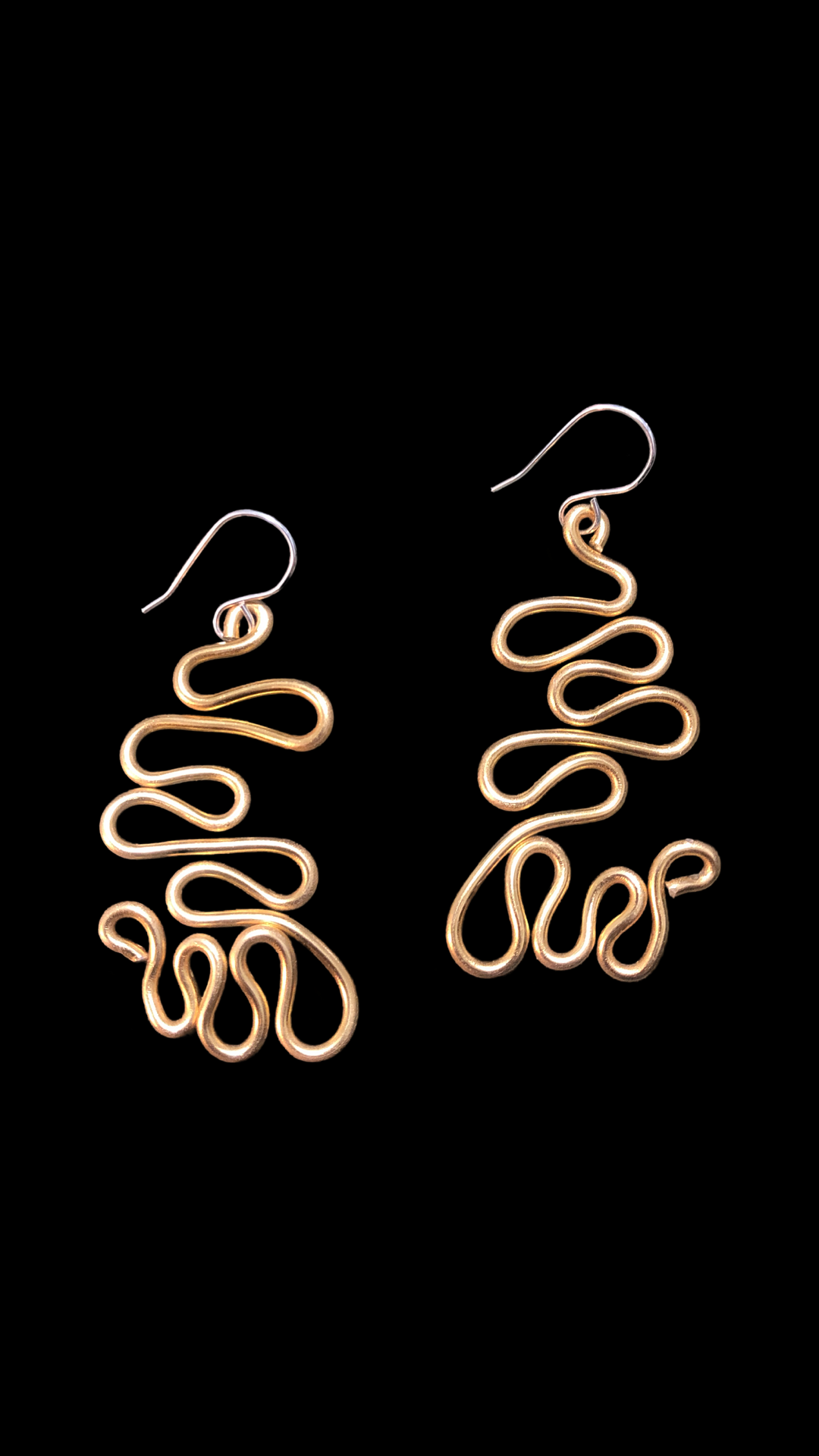 Large contemporary Gold Plated Aluminum